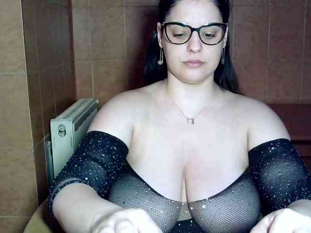 MoniqQuuen webcam
