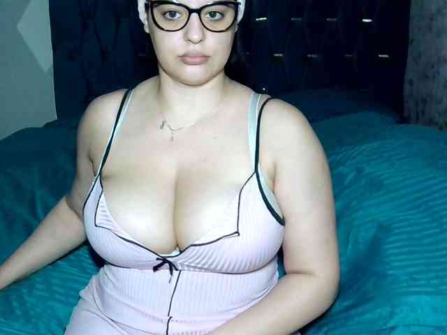 MoniqQuuen webcam