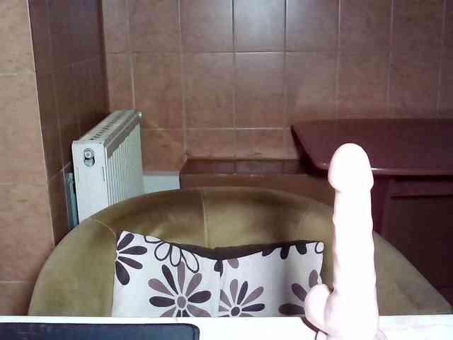 MoniqQuuen webcam