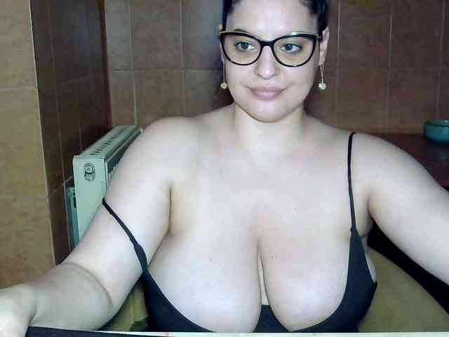 Modelo: MoniqQuuen