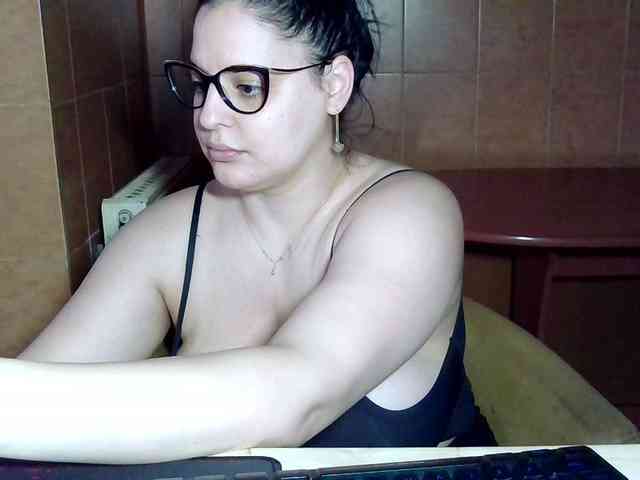 MoniqQuuen webcam
