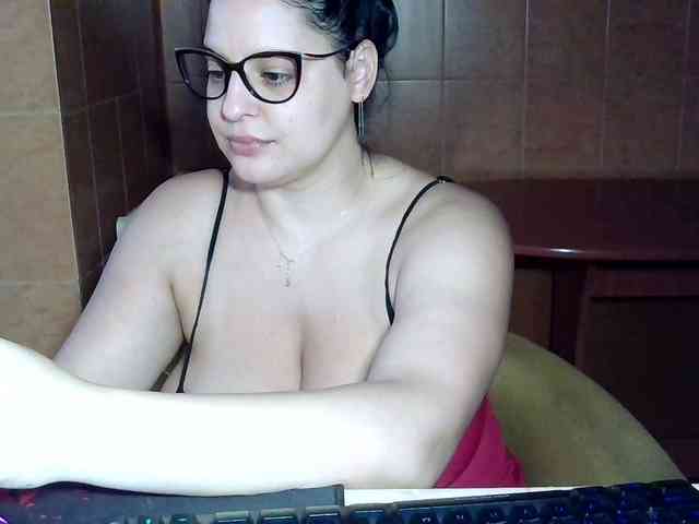 MoniqQuuen webcam