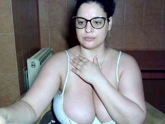 MoniqQuuen webcam