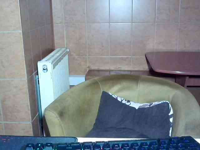 MoniqQuuen webcam