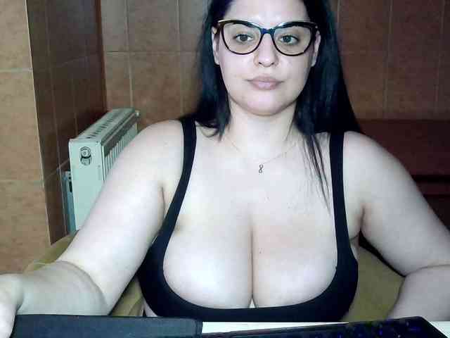 MoniqQuuen webcam