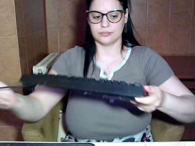 MoniqQuuen webcam