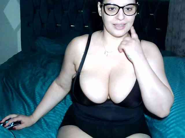 MoniqQuuen webcam