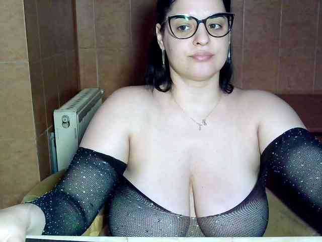 MoniqQuuen webcam