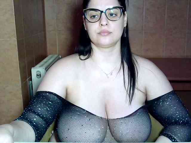 MoniqQuuen webcam