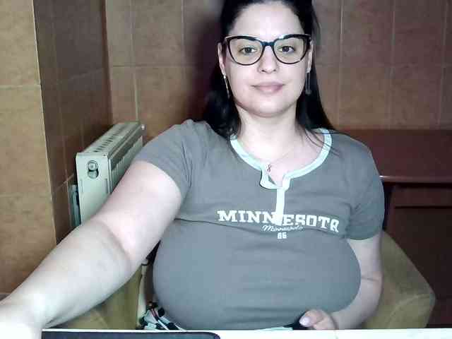 MoniqQuuen webcam