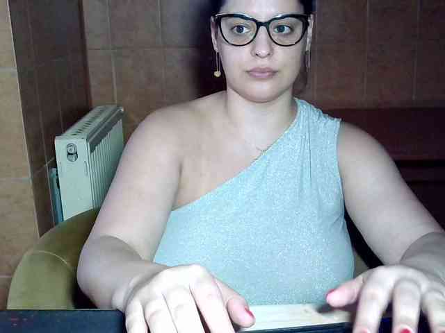 MoniqQuuen webcam