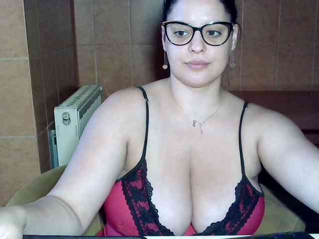 MoniqQuuen webcam