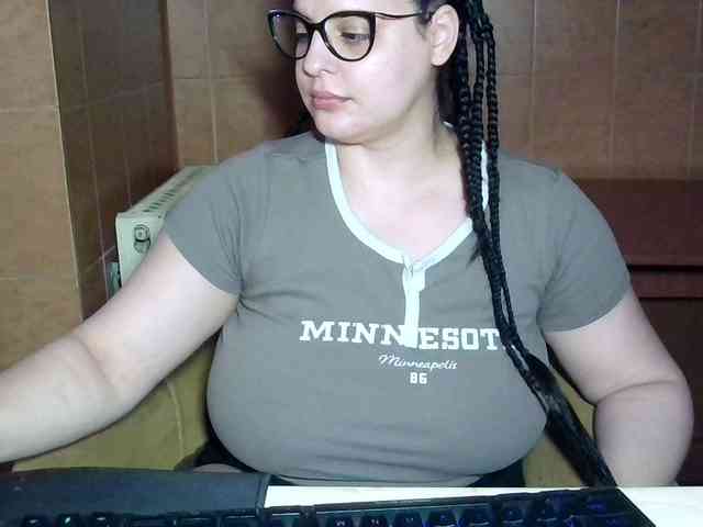MoniqQuuen webcam