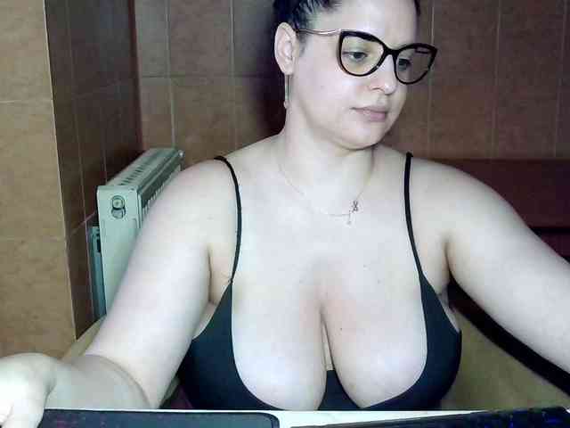 MoniqQuuen webcam
