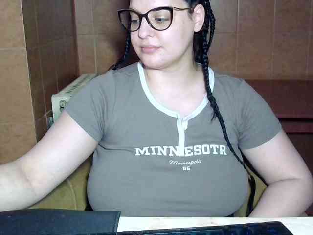 MoniqQuuen webcam