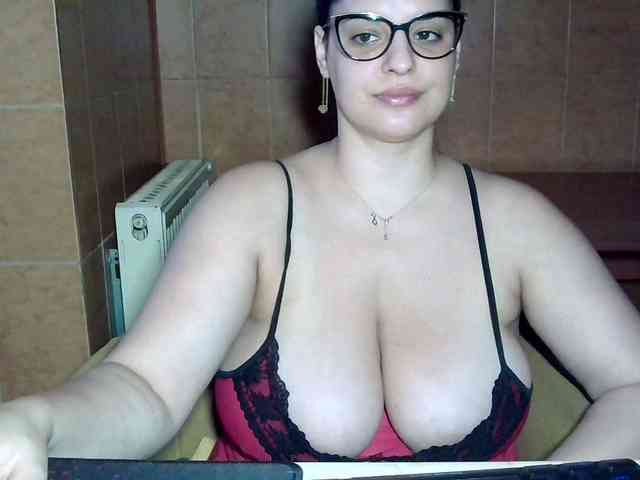 MoniqQuuen webcam