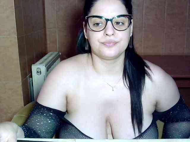 MoniqQuuen webcam