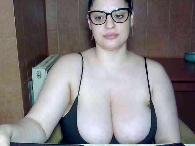 MoniqQuuen webcam