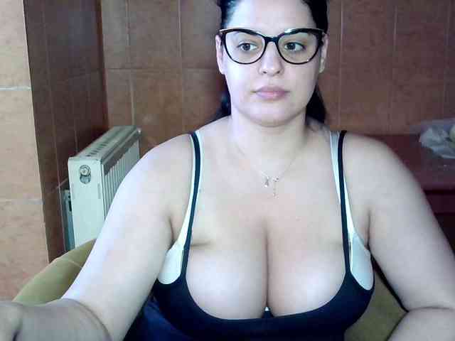 MoniqQuuen MoniqQuuen