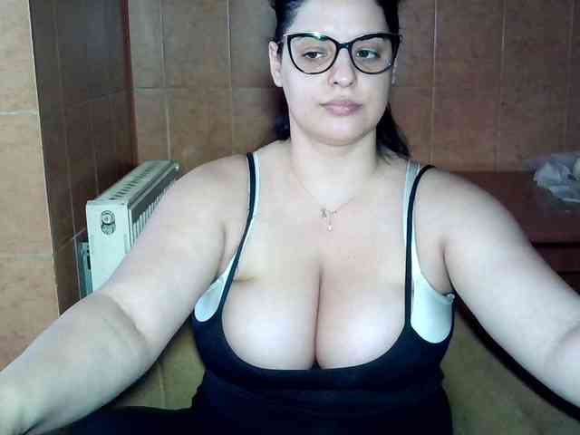 MoniqQuuen webcam
