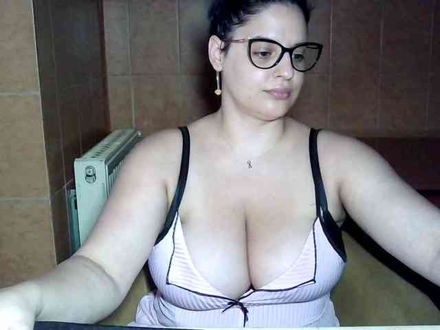 MoniqQuuen webcam