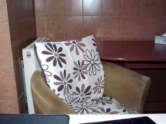 MoniqQuuen webcam
