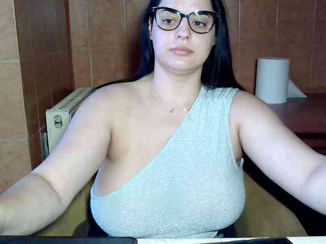MoniqQuuen webcam