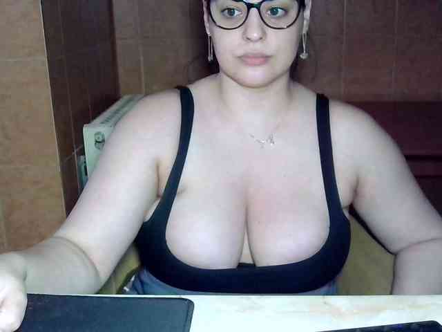 MoniqQuuen webcam
