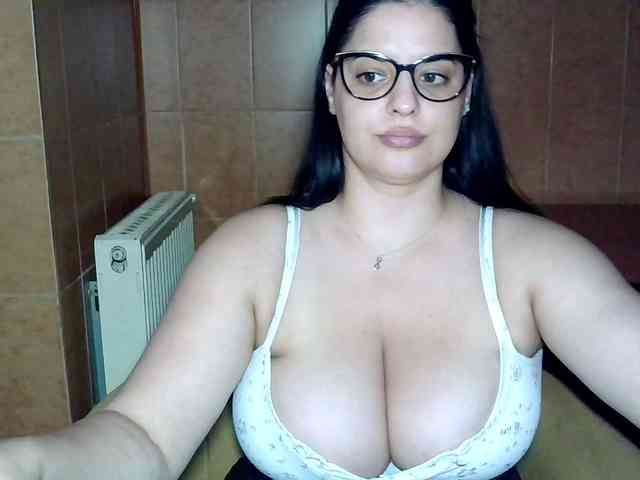 MoniqQuuen webcam