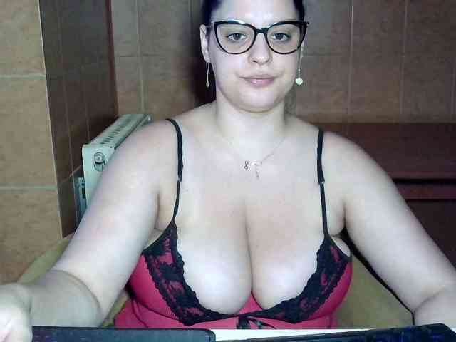 MoniqQuuen webcam