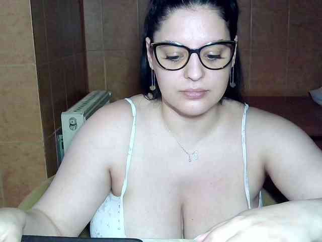 MoniqQuuen webcam