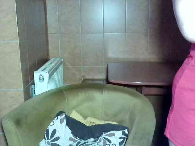 MoniqQuuen webcam