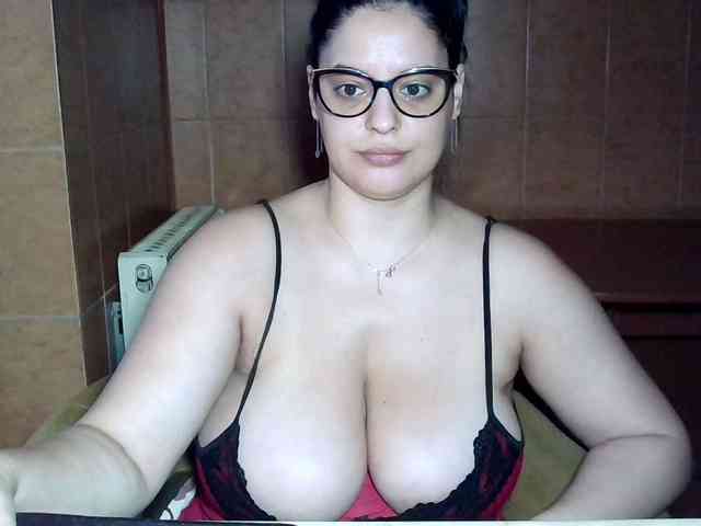 MoniqQuuen webcam