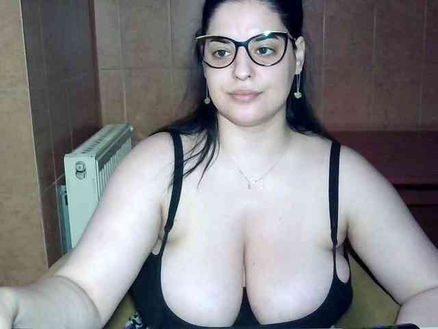 MoniqQuuen MoniqQuuen