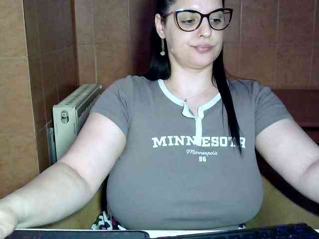 MoniqQuuen webcam
