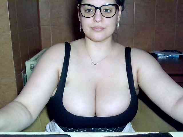 MoniqQuuen webcam