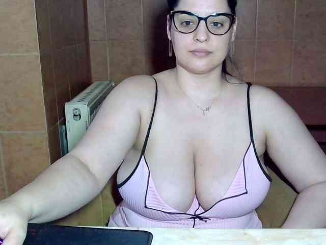 MoniqQuuen webcam
