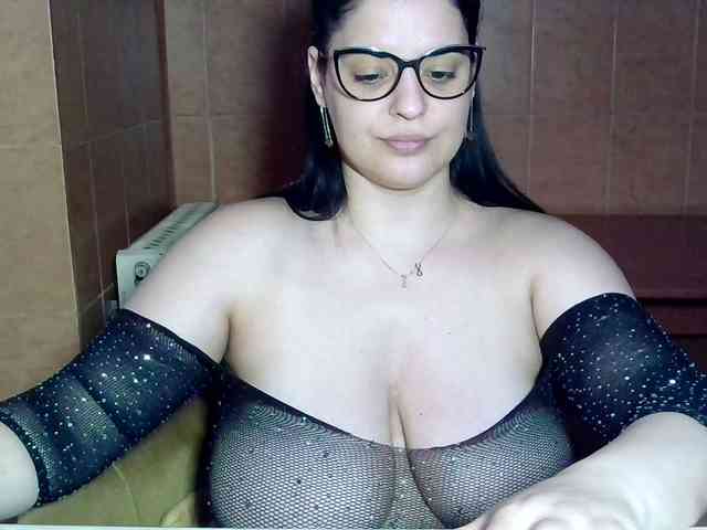 MoniqQuuen webcam
