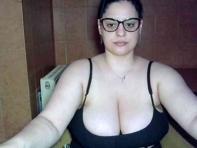 MoniqQuuen MoniqQuuen