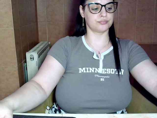 MoniqQuuen webcam