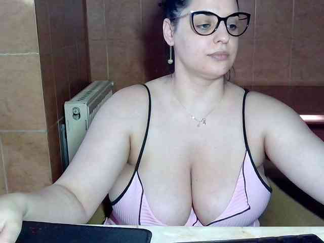 MoniqQuuen webcam