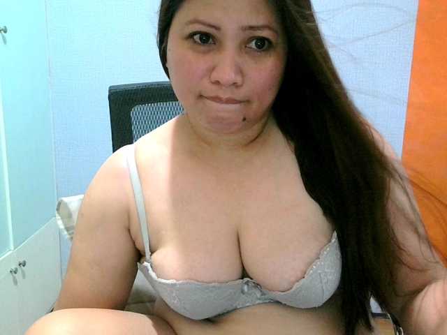 soffia-mae live cam on BongaCams