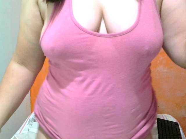 soffia-mae live cam on BongaCams