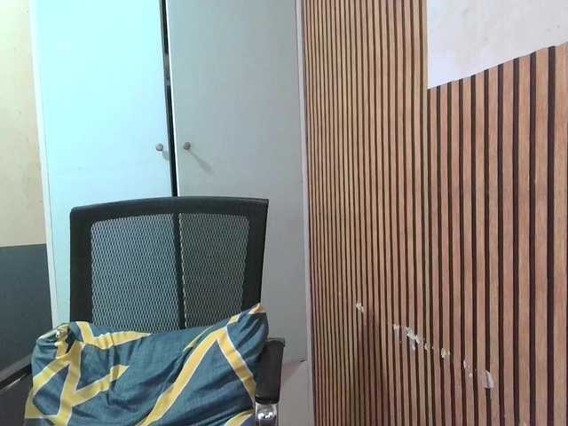 le modèle soffia-mae est en webcam porno dans un show sur le site bongacams, il possède les tags suivants: Asian,Brunette,Shaved