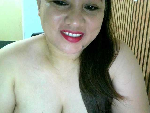 soffia-mae live cam on BongaCams