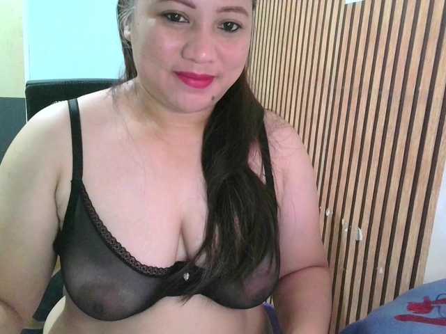 soffia-mae live cam on BongaCams