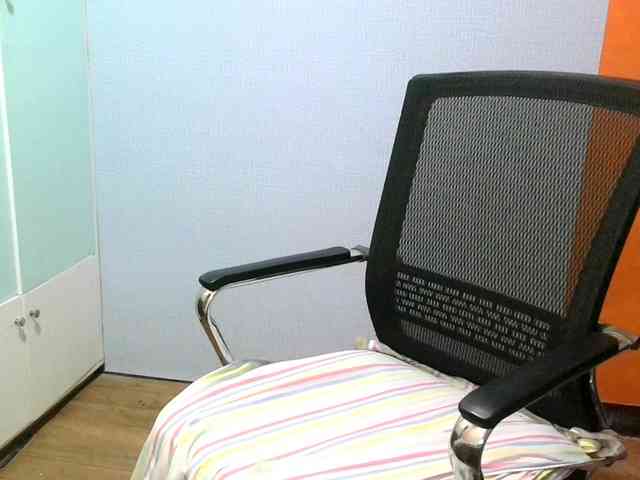 soffia-mae webcam