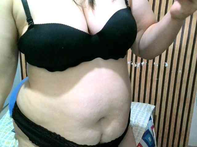 soffia-mae webcam
