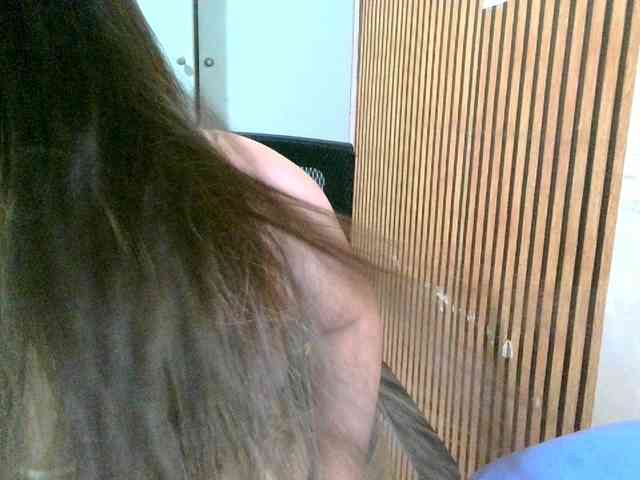 soffia-mae webcam