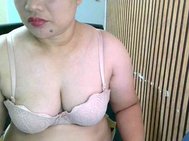 soffia-mae webcam